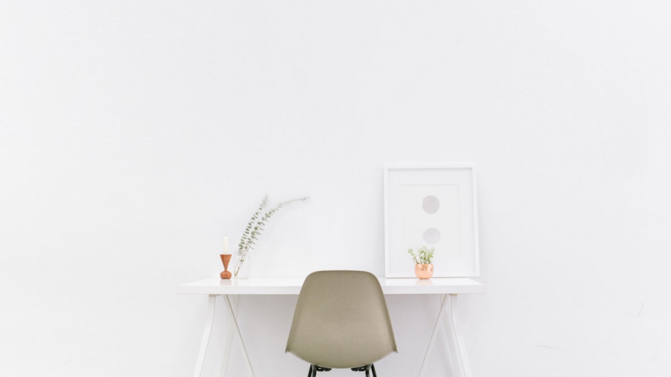 Minimal Study Desk Minimal Study Desk